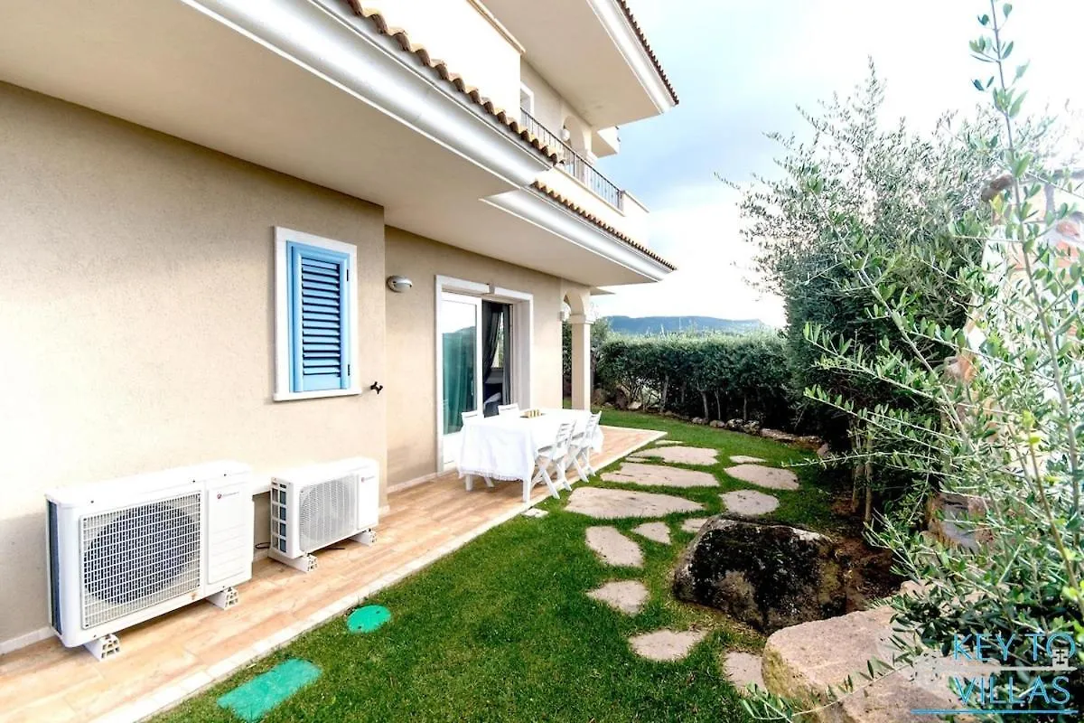 Marina House - Luxury Apartment, Sea View, Wi-Fi, Aircon - Key To Villas Castelsardo Italy
