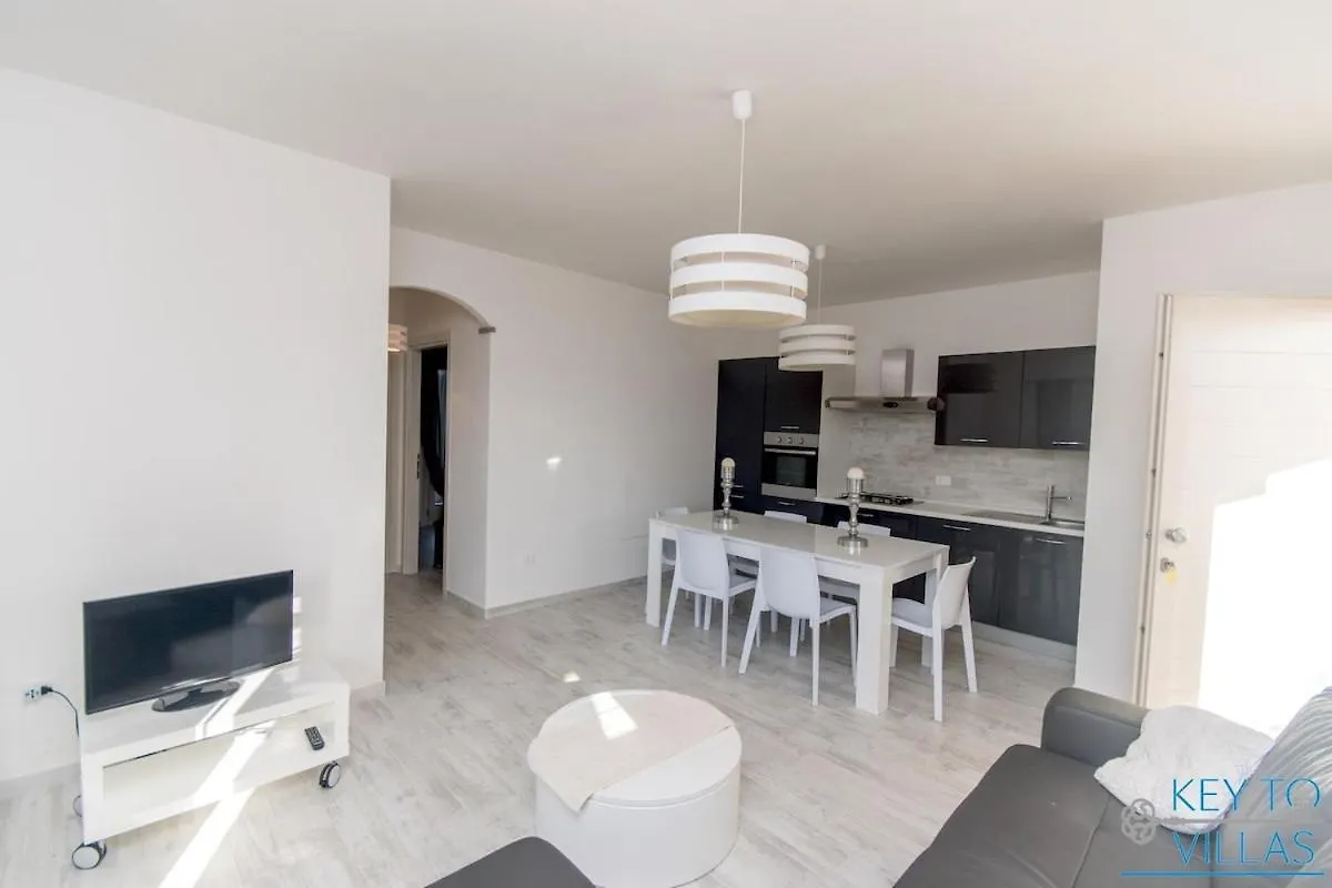 Apartment Marina House - Luxury Apartment, Sea View, Wi-Fi, Aircon - Key To Villas Castelsardo