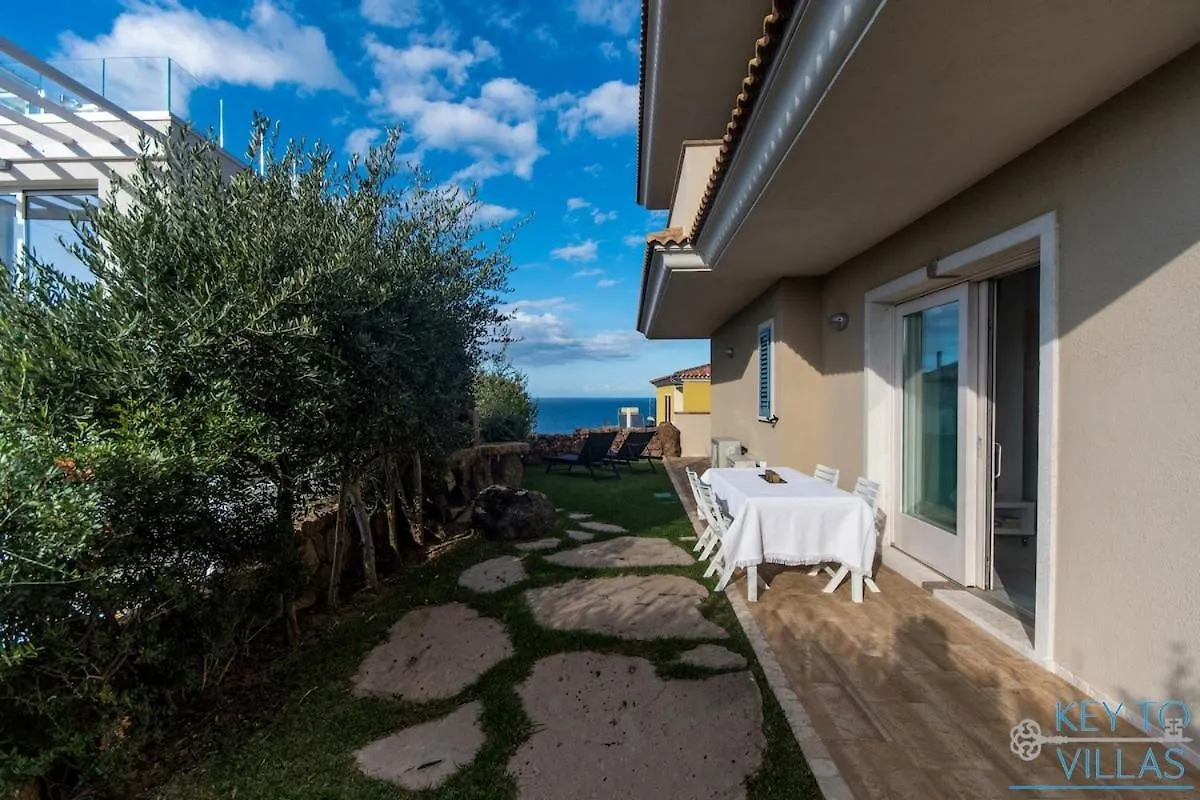 Marina House - Luxury Apartment, Sea View, Wi-Fi, Aircon - Key To Villas Castelsardo